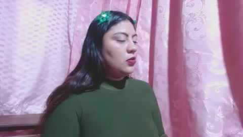 lapeligrosa_ online show from February 17, 11:34 am