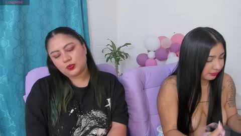 lapeligrosa_ online show from December 19, 12:12 pm