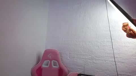 Snapshot of lara_aisha chatting on May 29, 1:53 pm LARA online show from May 29, 1:53 pm