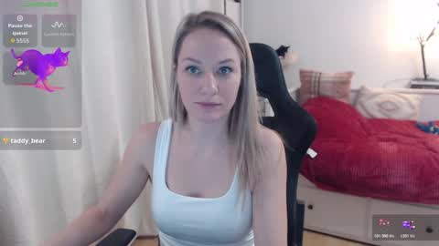 Lara online show from January 7, 5:15 pm