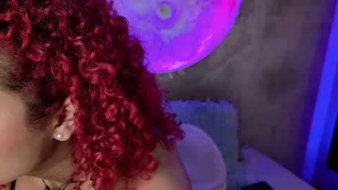 Snapshot of lara_curly chatting on July 3, 7:59 am lara_curly online show from July 3, 7:59 am