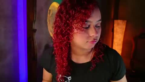 Snapshot of lara_curly chatting on July 15, 10:09 am lara_curly online show from July 15, 10:09 am
