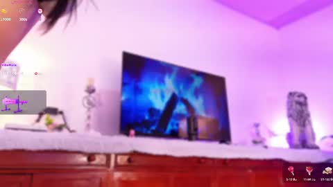 Snapshot of lara_giraldo chatting on July 11, 12:13 am Hello Guys I am Lara Giraldo WELCOME To my room online show from July 11, 12:13 am