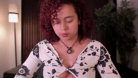 Lara  online show from October 22, 9:14 pm
