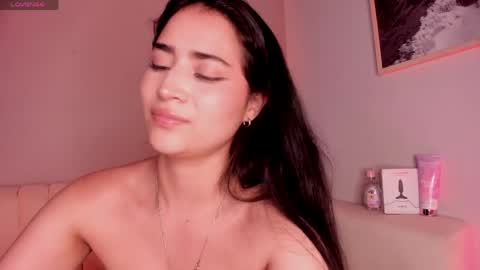 Snapshot of lara_madisson chatting on May 16, 10:36 am Lara Madisson online show from May 16, 10:36 am