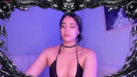 Snapshot of lara_madisson chatting on May 18, 7:03 am Lara Madisson online show from May 18, 7:03 am