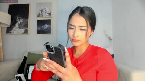 Snapshot of lara_madisson chatting on July 13, 5:10 am Lara Madisson online show from July 13, 5:10 am