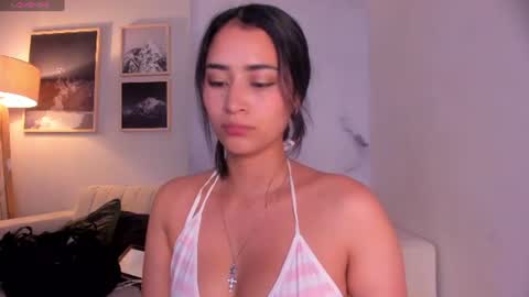 Snapshot of lara_madisson chatting on July 16, 5:46 am Lara Madisson online show from July 16, 5:46 am