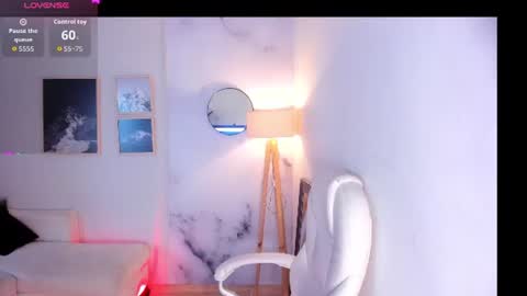 Snapshot of lara_madisson chatting on August 3, 9:04 am Lara Madisson online show from August 3, 9:04 am