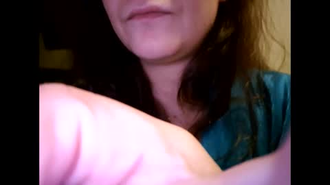 Snapshot of laraa333 chatting on January 13, 11:06 pm Little online show from January 13, 11:06 pm