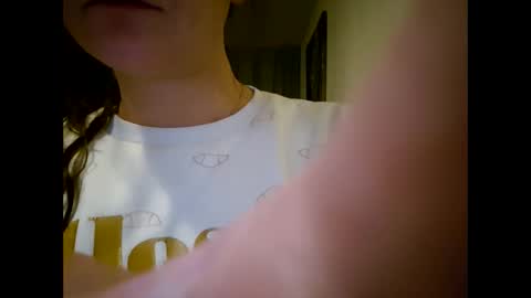 Snapshot of laraa333 chatting on January 15, 9:20 pm Little online show from January 15, 9:20 pm