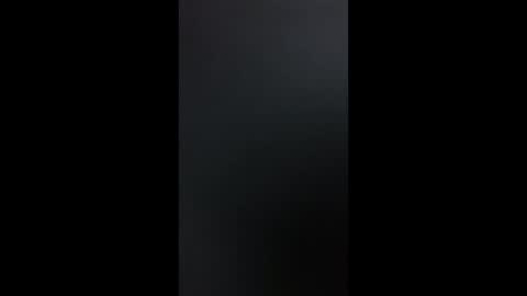 Snapshot of laraa333 chatting on January 25, 1:32 am Little online show from January 25, 1:32 am