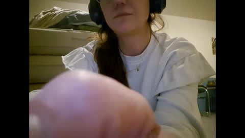 Snapshot of laraa333 chatting on January 29, 9:17 pm Little online show from January 29, 9:17 pm