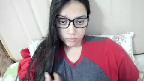 lara online show from November 18, 2:39 am