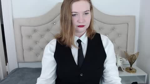 LaraFlirt online show from December 12, 8:53 pm