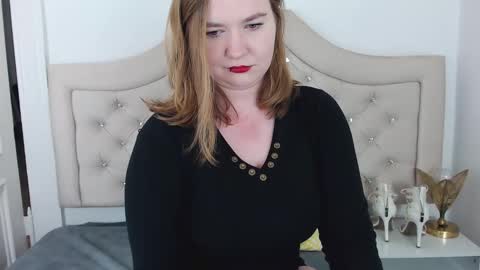 LaraFlirt online show from January 10, 10:15 pm