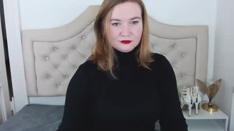 LaraFlirt online show from January 16, 5:33 pm