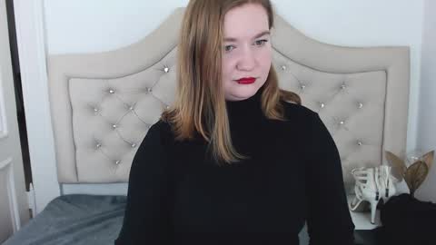 LaraFlirt online show from January 16, 8:36 pm