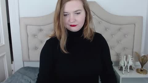 LaraFlirt online show from January 29, 10:43 pm