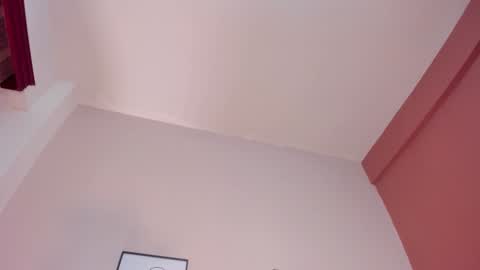 Snapshot of laragoldd chatting on December 13, 4:22 am Lara Gold online show from December 13, 4:22 am