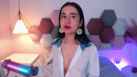 Snapshot of laragoldd chatting on March 6, 3:57 am Lara Gold online show from March 6, 3:57 am