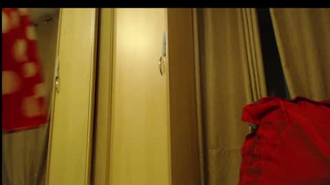 Snapshot of laralhotr chatting on January 3, 6:14 pm laralhotr online show from January 3, 6:14 pm