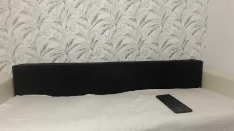 larataylorrr online show from January 12, 6:40 am