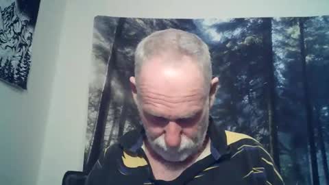 Larbie online show from January 14, 10:32 am