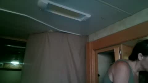 Snapshot of largen3 chatting on July 7, 7:09 am VinnyMacNDelilah online show from July 7, 7:09 am