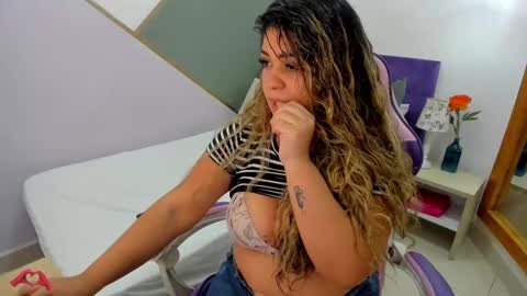 laris_park online show from December 16, 11:01 am