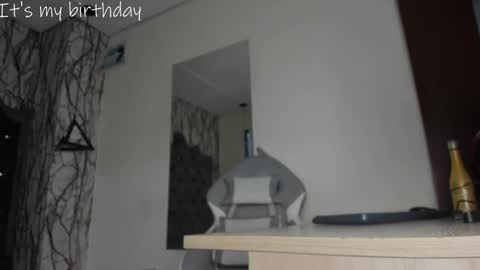  Lari online show from January 18, 6:03 am