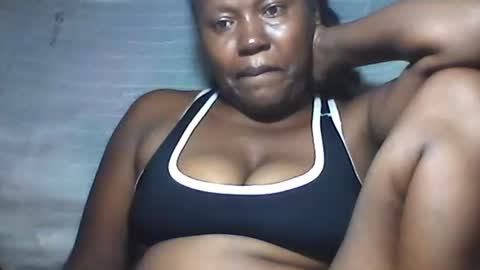 Larissa online show from March 15, 5:30 pm