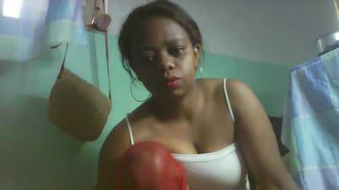 larissa645771 online show from November 15, 7:27 am