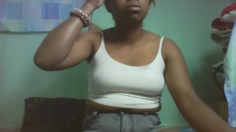 larissa645771 online show from November 17, 7:14 am