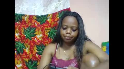Snapshot of larissa645771 chatting on May 26, 6:15 pm larissa645771 online show from May 26, 6:15 pm