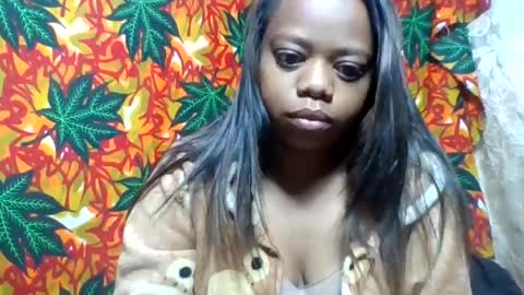 Snapshot of larissa645771 chatting on June 22, 3:25 am larissa645771 online show from June 22, 3:25 am