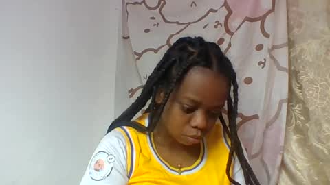 Snapshot of larissa645771 chatting on July 21, 3:25 pm larissa645771 online show from July 21, 3:25 pm