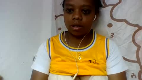 Snapshot of larissa645771 chatting on July 22, 3:53 am larissa645771 online show from July 22, 3:53 am