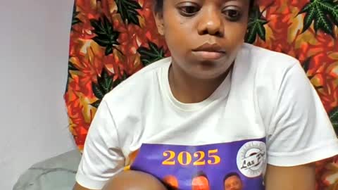 Snapshot of larissa645771 chatting on July 28, 5:12 pm larissa645771 online show from July 28, 5:12 pm