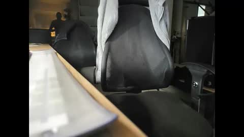 Larop49 online show from April 4, 3:27 am