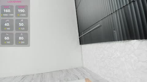       online show from April 26, 7:55 pm