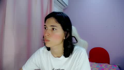 larry online show from March 1, 8:44 pm