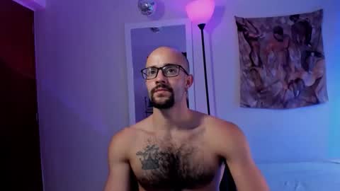 larry_stewart online show from March 11, 6:25 pm