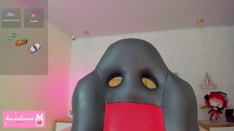  MIA  online show from February 26, 12:26 pm