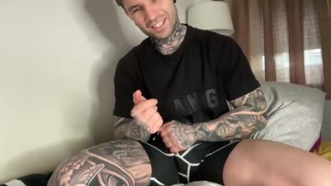 larsskeet online show from January 9, 2:31 pm