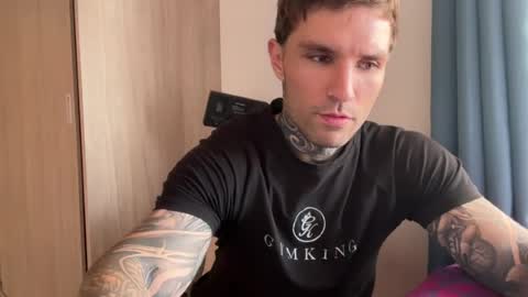 Snapshot of larsskeet chatting on July 16, 6:36 pm larsskeet online show from July 16, 6:36 pm