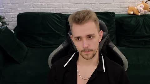 Lars online show from December 4, 4:32 am