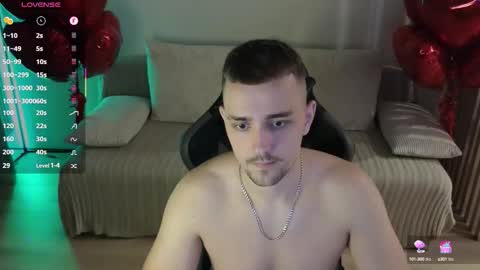 Lars online show from October 5, 8:07 pm