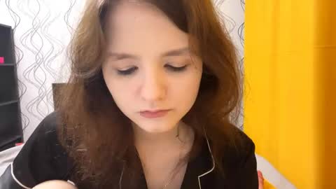 Mila online show from June 7, 6:55 pm