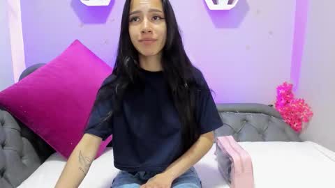 Tania  online show from February 10, 12:20 pm